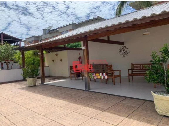 Imagem Apartamento com 2 dormitórios à venda, 68 m² por R$ 315.000,00 - Braga - Cabo Frio/RJ