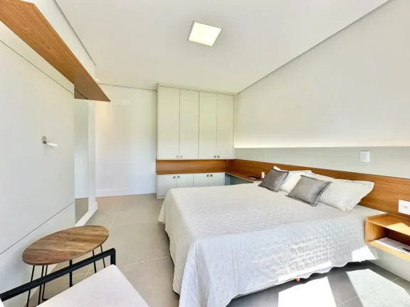 Imagem Casa 4 Dormitórios - Bairro Atlantida