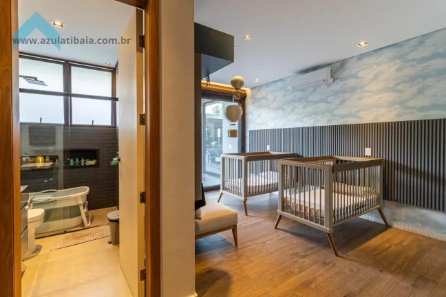 Imagem Casa Térrea de Luxo no Flamboyant  Vista Pedra Grande