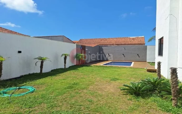 Imagem Casa independe com 4 suítes, Foguete - Cabo Frio.