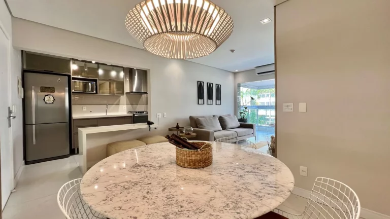 Imagem Apartamento à venda em Riviera de São Lourenço: 2 quartos, 1 suíte, 2 salas, 2 vagas - 87m² de pura sofisticação!