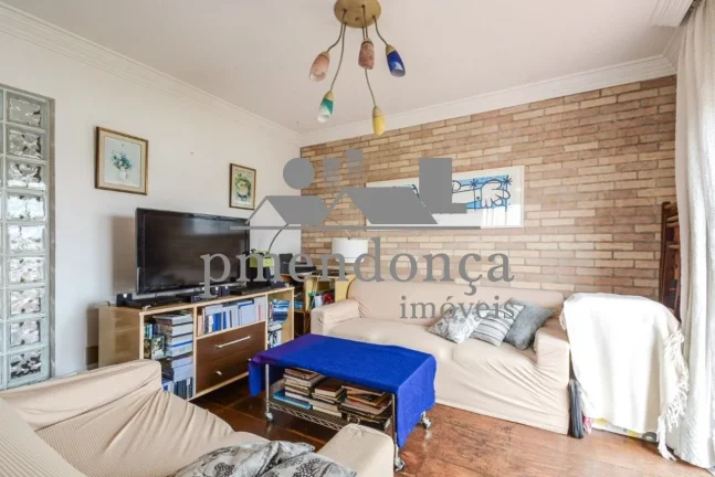 Imagem Apartamento na Vila Madalena com 3 quartos (1 suite) e 2 vagas, 158m²