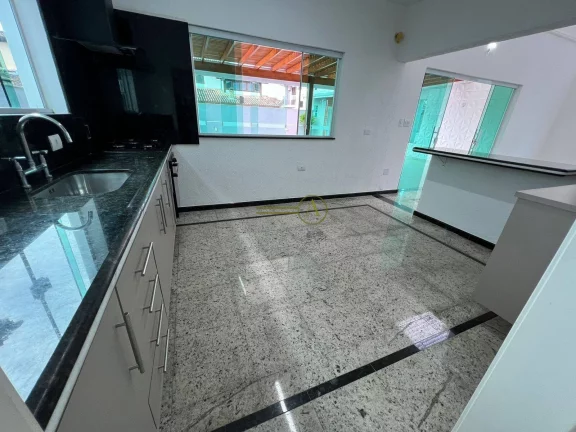 Imagem Sobrado para venda e locação Condomínio Aldeia da Jureia Porteira fechada