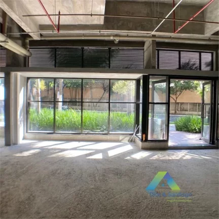Imagem Salão comercial com 300m² em área nobre da Vila Mariana/Chácara Klabin com localização privilegiada a 550mts da Estação de Metrô Santos Imigrantes e 600mts da Klabin.