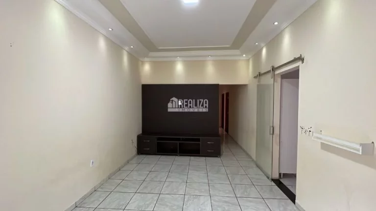 Imagem Casa padrão à venda no Jardim Nenê Gomes, Uberaba - 3 dormitórios, 1 suíte