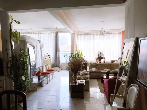Imagem Venda , salão comercial , bairro Castelo em Campinas !!!
Zoneamento ZC 2
Frente de 10,00 metros . 
...