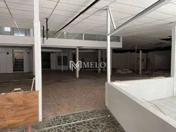 Imagem Oportunidade em PIEDADE: Casa Comercial, 800m², 03qts, 01suite,,.