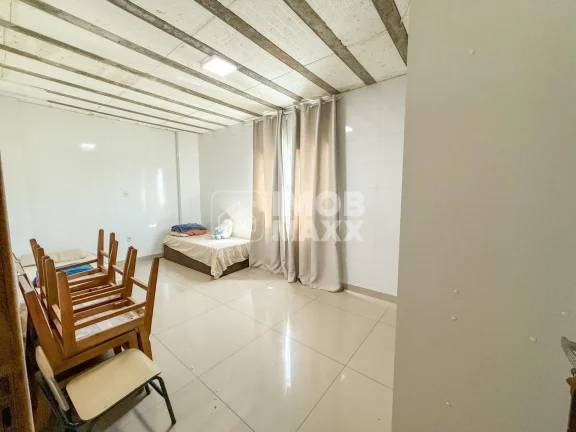 Imagem Casa Comercial à Venda em Taguatinga Norte, 311m², 3 Quartos