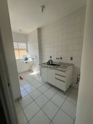 Imagem Apartamento com 2 dormitórios à venda, 48 m² por R$ 220.000 - Jardim São Conrado - Sorocaba/SP