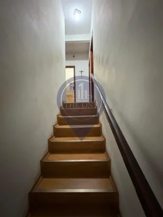 Imagem Imperdível Casa de 4 Quartos na Vila Guarani (z Sul), São Paulo-SP com 243m² e 3 Vagas de Garagem!
