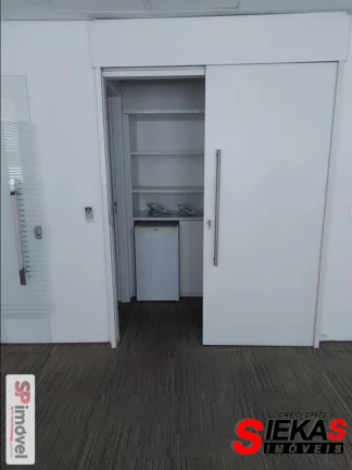 Imagem Sala Comercial de Alto Padrão para Locação em Cerqueira César - São Paulo-SP: 2 salas, 2 banheiros, 4 vagas, 60m².