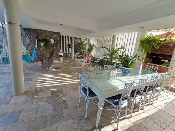 Imagem Casa Maravilhosa com 800m² com 5 suítes + DCE, Piscina, Espaço goumet + Churrasqueira