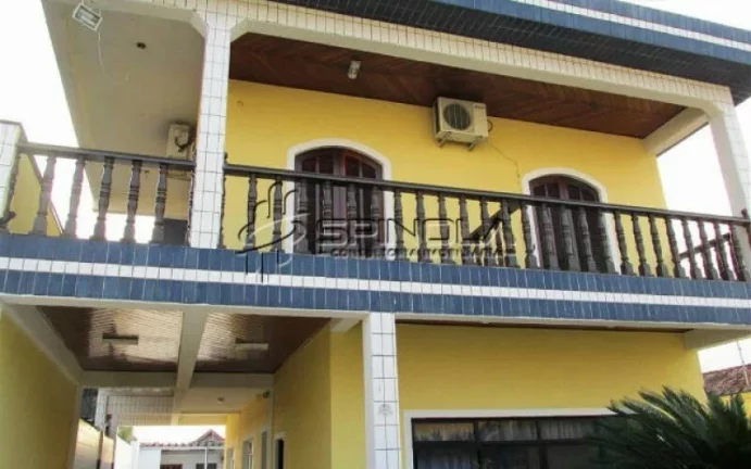 Imagem Casa com 3 dormitórios à venda, 190 m² por R$ 850.000 - Vila Tupi - Praia Grande/SP