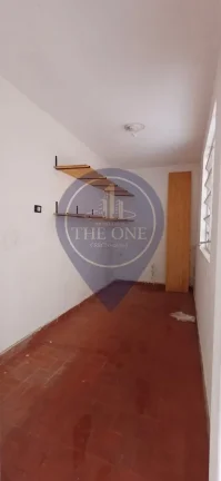 Imagem Imperdível oportunidade de adquirir uma casa de luxo no Sumaré, São Paulo-SP: 4 quartos, 2 suites, 2 salas, 3 banheiros, 2 vagas, 170m²!