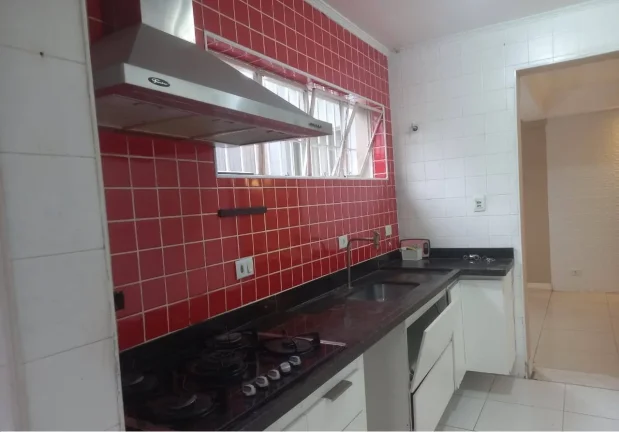 Imagem Casa para Alugar com 148m², 3 dormitórios sendo 2 suítes, churrasqueira, 2 vagas.