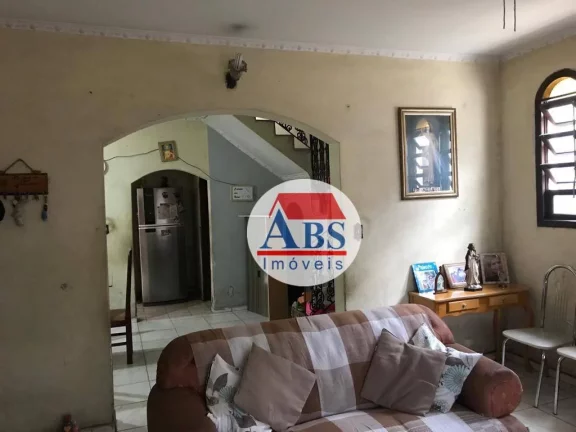 Imagem sobrado com piscina