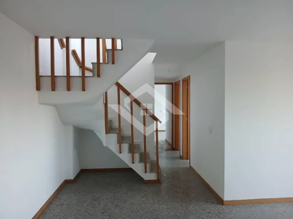 Imagem Vende Cobertura Duplex 180m2 com 4 quartos - 2 suítes e 2 vagas
