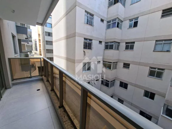 Imagem À VENDA – 4 Quartos com Suíte e Varandão | Praia da Costa – Vila Velha / ES.