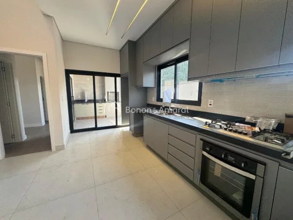 Imagem Casa térrea com 03 suítes à venda no Condominio Jardim dos Lírios - Paulinia/SP

Linda casa disp...