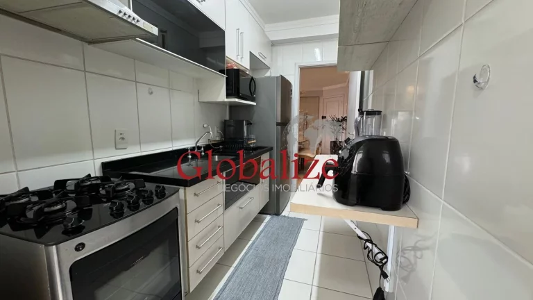 Imagem Apartamento mobiliado com varanda de 84 metros 1 suite 2 dormitórios 1 vaga coletiva suficiente localizado no Marapé Santos R$835.000,00