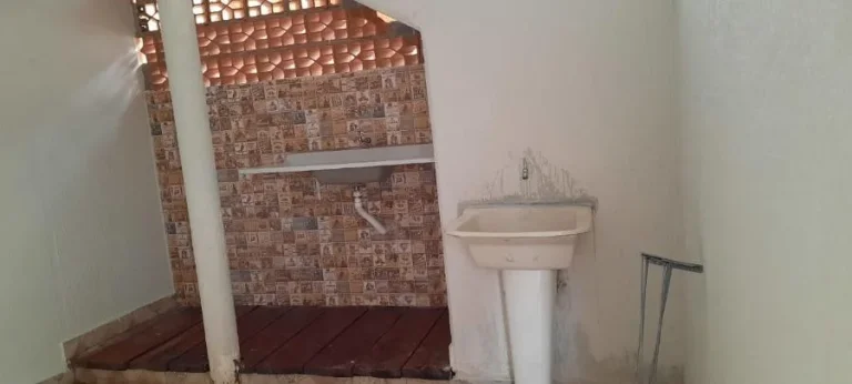 Imagem Sobrado para Venda por R$950.000,00 com 8 dormitórios, 3 vagas e 9 banheiros - Jardim pedro josé nunes, São paulo / SP - Cód. BDI36435