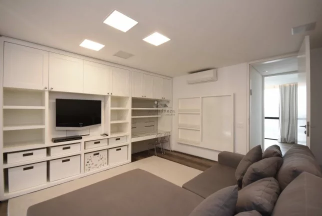 Imagem Apartamento duplex à venda em Higienópolis com, 284m2