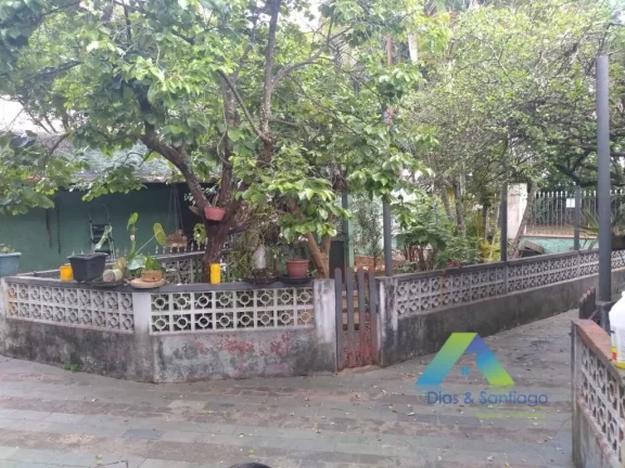 Imagem Casa com 4 Quartos à Venda, 350 m²