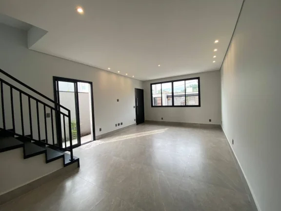 Imagem Casa com 3 dormitórios à venda, 135 m² por R$ 1.100.000,00 - Chácara Jaguari (Fazendinha) - Santana de Parnaíba/SP