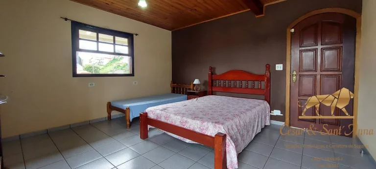 Imagem Encantadora residência a venda em Campos do Jordão.