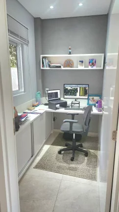 Imagem Casa em condomínio fechado á venda com 3 quartos em Forquilhas