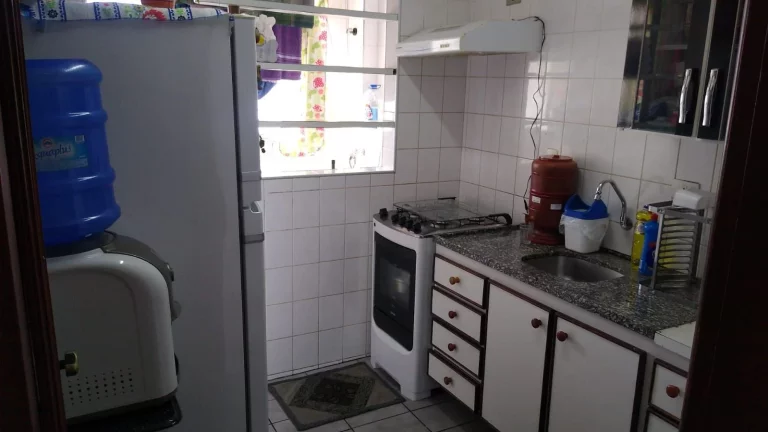 Imagem Ótimo apartamento no centro com 3 quartos, sala 2 ambientes com sacada, cozinha planejada, 1 vaga d...
