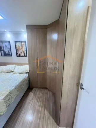 Imagem Apartamento 50m², 2 dormitórios, sendo o de casal com armários planejados, sala 2 ambientes, saca...