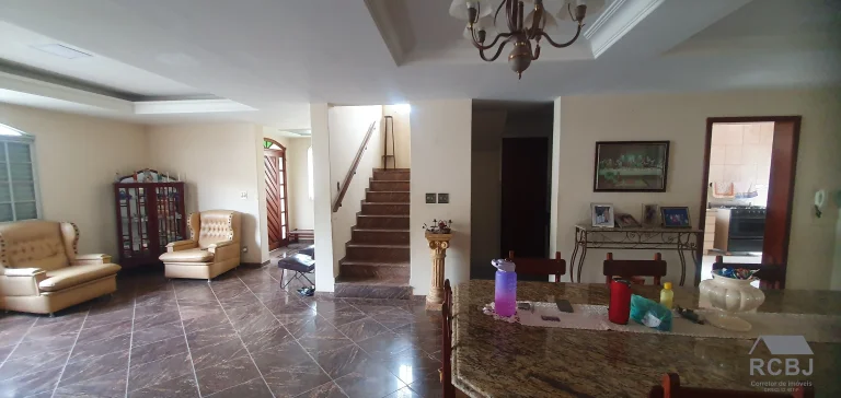 Imagem CASA COMERCIAL em ESMERALDAS - MG, CENTRO