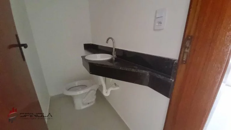 Imagem Sobrado com 2 dormitórios à venda, 69 m² por R$ 370.000,00 - Vila Caiçara - Praia Grande/SP