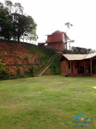 Imagem Paraíso na Serra da Mantiqueira: Chácara completa com vista espetacular!