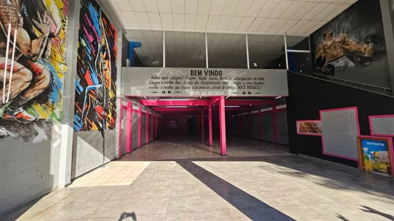 Imagem COMERCIAL BOQUEIRAO - PRAIA GRANDE SP