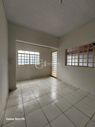 Imagem Casa bem localizada