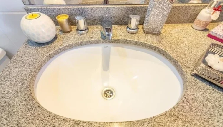Imagem Descubra um novo estilo de vida em um apartamento de 67 m2 na Rua Francisco Pedro do Amaral, com uma...