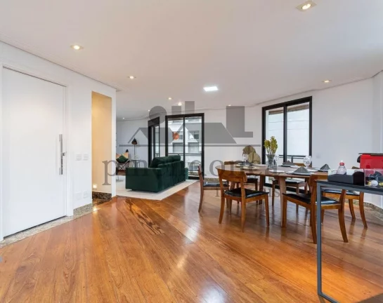 Imagem Apartamento na Vila Madalena com 3 quartos (2 suítes) e 2 vagas, 170m².