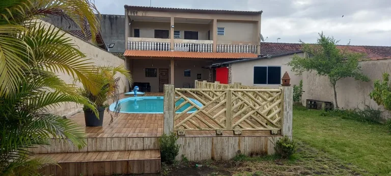 Imagem Casa para Venda em Itanhaém, Jardim Regina, 3 dormitórios, 1 suíte, 2 banheiros, 5 vagas