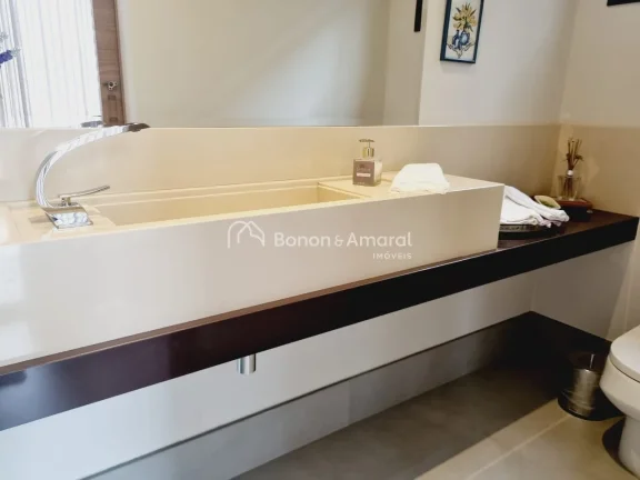Imagem Casa à venda no Condomínio Reserva Real em Paulínia

Casa maravilhosa térrea com 4 anos, com 3 q...