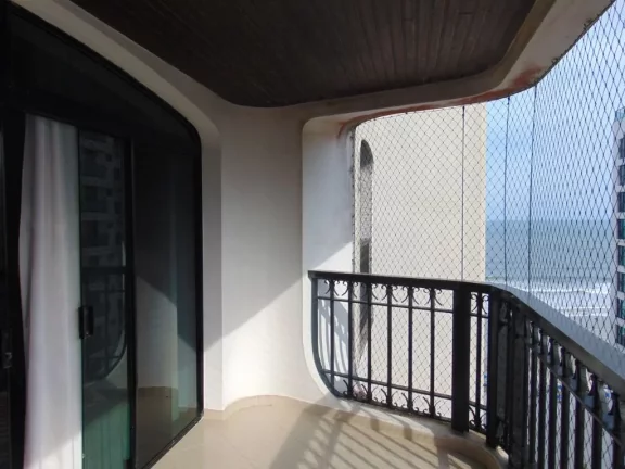 Imagem Apartamento com 3 dormitórios à venda, 140 m² - Pitangueiras - Guarujá/SP