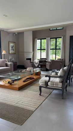 Imagem Casa de Alto Padrão no Residencial 7 Lagos - Estilo Inglês, Sofisticada!