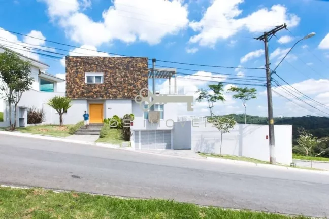 Imagem Cond São Paulo II - Casa nova, moderna com linda vista p/ o campo de golf !