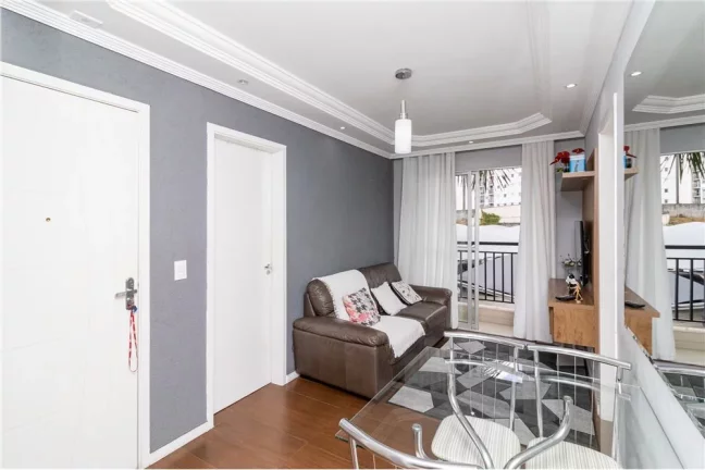 Imagem Apartamento com 3 dormitórios, 60m², com sacada - condomínio com piscina - Jaraguá/SP