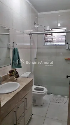 Imagem Casa à venda, 3 quartos, no Jardim Santa Genebra, Campinas, SP.
Casa térrea com 3 quartos, sendo u...