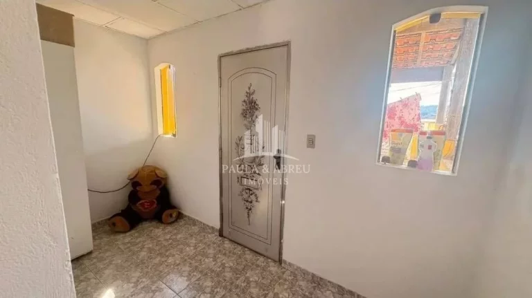 Imagem Sobrado 125m², 3 Quartos, Escritório, 2 Varandas, sendo 1 com Churrasqueira, 2 Banheiros, no Jardim Zaíra 3, Mauá-SP