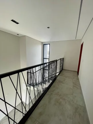 Imagem Belíssimo Sobrado á venda c/ 03 dormitórios, sendo 01 suíte - Portal Ville Jardins, Boituva