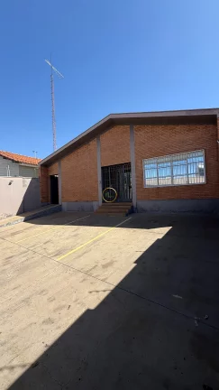 Imagem EXCELENTE IMÓVEL AO LADO DA AVENIDA MAJOR NICACIO E PRÓXIMO A FACULDADE FDF DISPONIVEL PARA LOCAÇÃO - (RESIDENCIAL/COMERCIAL)