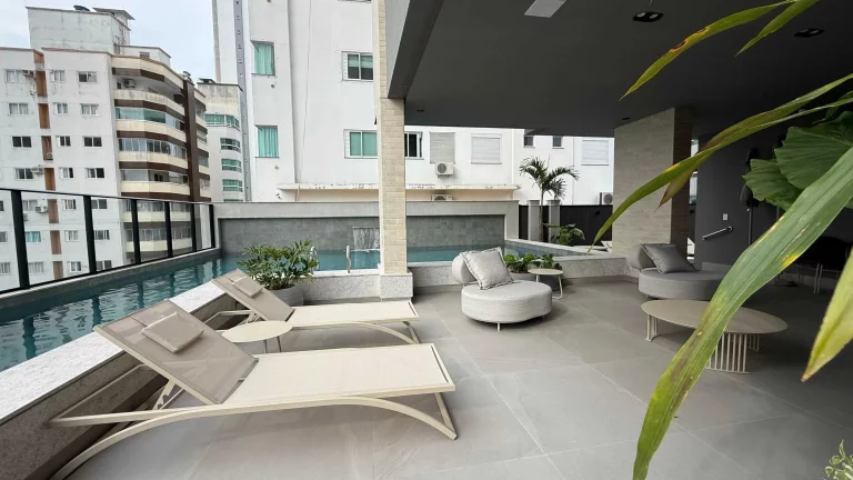 Imagem Apartamento com 3 suítes e 2 vagas de garagem em Balneário Camboriú/SC